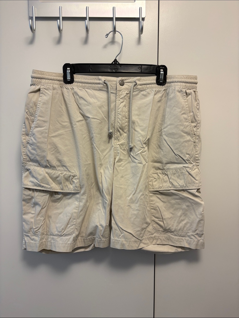 Chaps Light Cream Cargo Shorts with Drawstring Waist